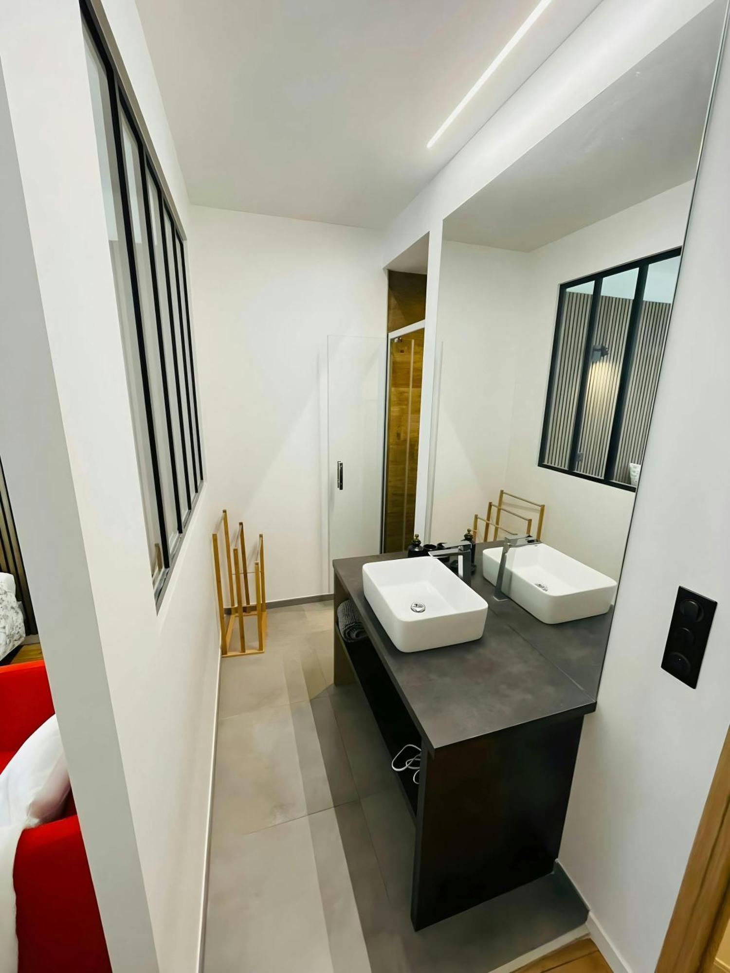 Le Charmant Bailla Reims Luaran gambar